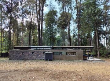 Casa en condominio · 160m² · 3 Recámaras · 4 Estacionamientos · Casa en Venta en El Bosque y 3000 m de Terreno | Escritura