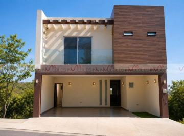 Casa · 254m² · 3 Recámaras · 2 Estacionamientos · Casa en Venta en Cumbres Elite Premier