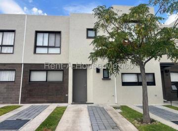 Casa en condominio de 3 habitaciones, El Marqués · Zakia, Venta de Casa 3 Recámaras a 5 Mnts Universidad Anahuac.