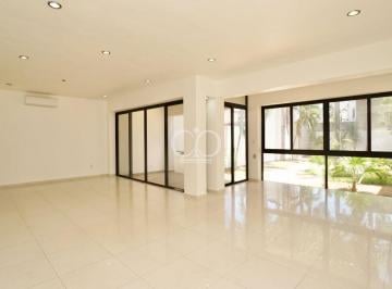 Casa de 3 habitaciones, Cancún · Casa Uso Comercial Zona Huayacán