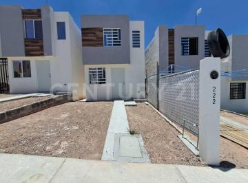 Casa · 75m² · 2 Recámaras · 1 Estacionamiento · Casa en Renta en Fracc. Vistas Serena