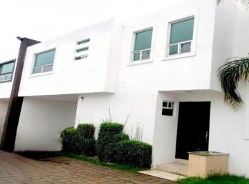 Casa de 3 habitaciones, San Pedro Cholula · Venta de Casa en Cholula Col Santiago Momoxpan Puebla