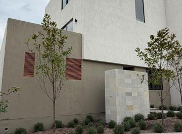 Departamento · 95m² · 2 Recámaras · Renta Departamento Planta Baja con Jardin "Amaia" Altos Juriquilla