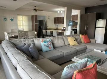 Departamento · 1000m² · 7 Recámaras · 2 Estacionamientos · Penthouse de 1,000 m² en Plena Quinta Av Para Venta Inmediata