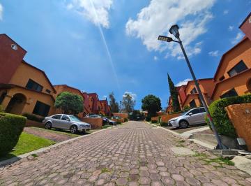 Casa · 210m² · 3 Recámaras · 3 Estacionamientos · Casa en Venta en Paseos del Bosque, Naucalpan