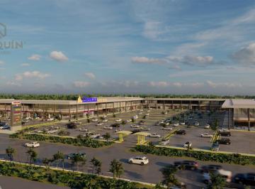 Local comercial · 39m² · 1 Estacionamiento · Renta Locales Comerciales Centro Tulum Nueva Plaza Comercial