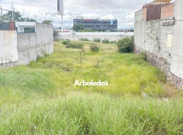 Terreno / Lote · 450m² · Terreno en Venta en Arboledas, Querétaro