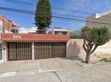 Casa de 5 habitaciones, San Luis Potosí · Venta de Casa en Colonia Las Aguilas 3ra Seccion, San Luis Potosi.