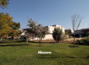 Terreno / Lote · 525m² · Terreno en Venta en Altozano, Querétaro