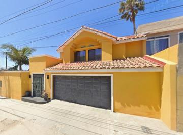 Casa de 4 habitaciones, Tijuana · Venta de Casa en Playas de Tijuana, Baja California Norte.