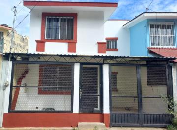 Casa de 2 habitaciones, Zihuatanejo de Azueta · Se Vende Casa en Col. Vicente Guerrero