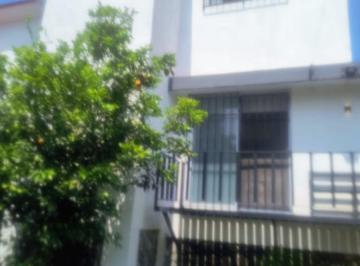 Casa de 3 habitaciones, Atlatlahucan · Casa de 300 m² con 3 Recámaras en Venta en Lomas de Cocoyoc
