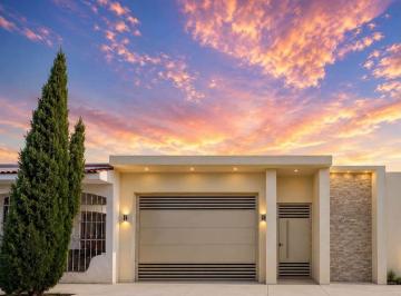 Casa de 2 habitaciones, Mazatlán · Casa de Venta en Chulavista $2,500,000 Lxn