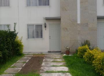 FACHADA · Hermosa Casa en Los Encinos
