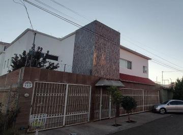 Casa de 5 habitaciones, Durango · Casa en Venta en Lomas del Guadiana en Durango