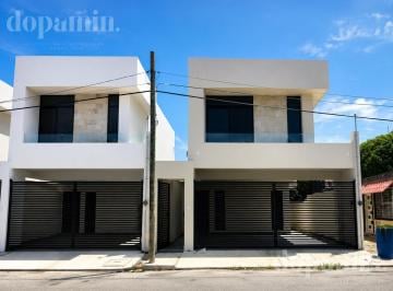 Casa · 240m² · 3 Recámaras · Casa en Los Mangos