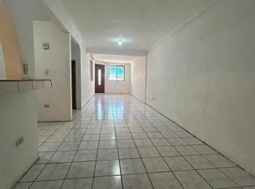 Casa de 3 habitaciones, Guadalupe · Casa en Venta en Pedregal de Linda Vista