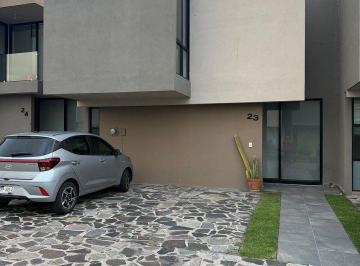 c3ac86025ed880a537d2b662123269d7029a0abac082d4aa1a106314a7f86367 · Casa en Renta en Condominio Metrópolis El Refugio Querétaro