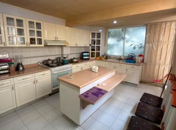 Casa · 214m² · 4 Recámaras · 4 Estacionamientos · Casa en Venta en Teapa Sant Ursula Xitla
