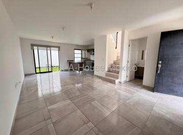 Casa de 3 habitaciones, El Marqués · Casa en Venta en Zizana - Zakia | Frente a Amenidades | 3 Recámaras | Jardín | Excelente Estado | Yr
