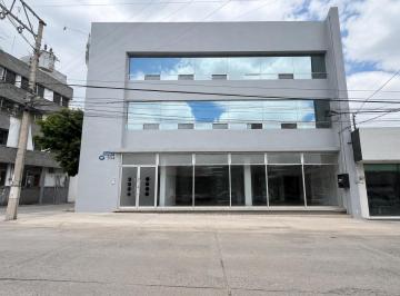 Local comercial , León · Renta de Local y Oficinas en Jardines del Moral Cerca de Plaza Mayor