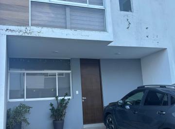 Casa de 3 habitaciones, San Pedro Tlaquepaque · Casa en Renta Zimalta