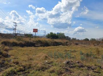 Terreno / Lote · 2000m² · Terreno en La Piedad Esquina con Carretera 57 Queretaro Mexico