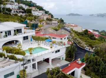 Casa · 1065m² · 9 Recámaras · Casa en Venta en Fraccionamiento Marina Brisas