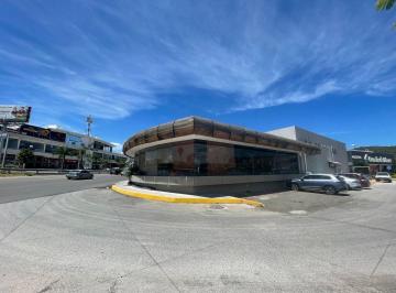 Local en centro comercial , Querétaro · Juriquilla, Renta 500 m² de Local Comercial, en Plaza Comercial.
