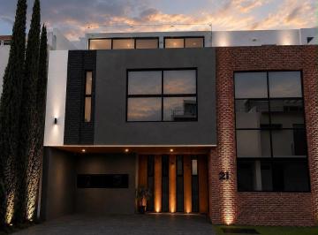 Casa en condominio · 310m² · 5 Recámaras · 2 Estacionamientos · Casa en Condominio en Pueblo Jocotan