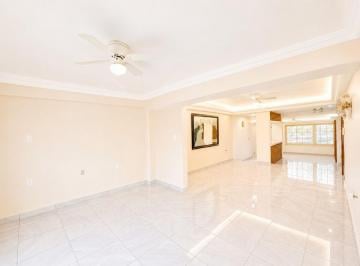 Casa en Venta de 3 habitaciones Jardines de Virginia · Casa de 310 m² con 3 Recámaras en Venta en Jardines de Virginia