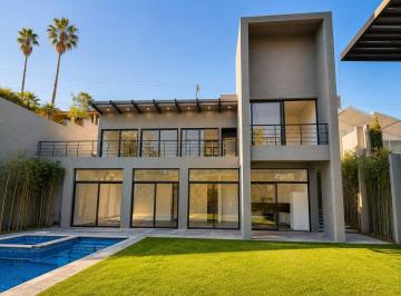 Casa de 4 habitaciones, Emiliano Zapata · Residencia Nueva en Paraiso Country Club (Emiliano Zapata, Estado de Morelos)