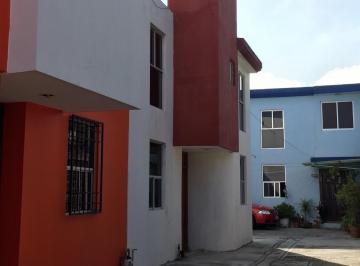 Casa en condominio en Renta de 3 habitaciones Insurgentes Oriente · Casita con Dos Cocheras