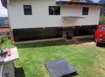 Casa de 3 habitaciones, Valle de Bravo · Venta de Casa con Escrituras Nueva