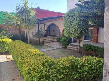 Casa de 2 habitaciones, Cuernavaca · Renta de Casa de Univel con Vigilancia, Extrema, Tipo Condominio, Solo 2 Recamaras, Norte