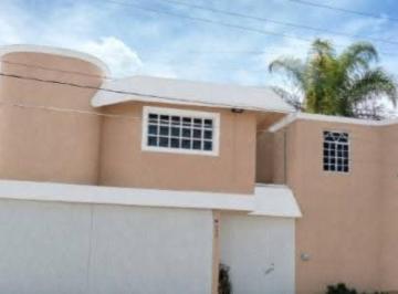 Casa de 4 habitaciones, Celaya · Se Vende Casa Amplia Colonia del Parque Celaya