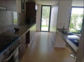 Casa · 120m² · 2 Recámaras · 2 Estacionamientos · Casa en Renta en Juriquilla Queretaro