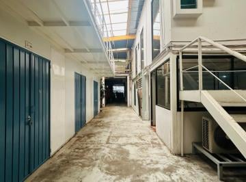 Nave industrial · 712m² · 6 Estacionamientos · Nave Industrial - Valle del Sur