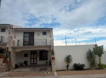 Casa de 3 habitaciones, León · Casa de 224 m² con 3 Recámaras en Venta en Lombardía Residencial