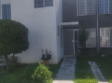 Casa de 3 habitaciones, Zapopan · Casa en Renta, Recamara en Planta Baja en La Moraleja