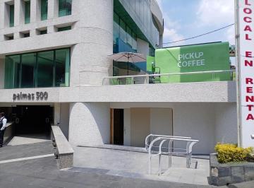 fachada · Amplio Local en Planta Baja