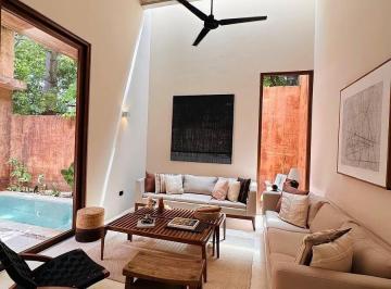 16eb3a147a723fece43f6a84c7f6a9f28dc7cb7c80d79eedf150eca155af8e45 · Casa en Venta en Centro de Merida en Privada