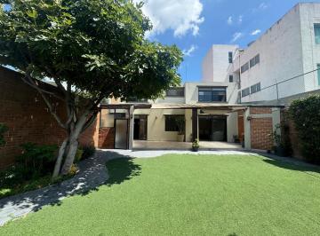 Casa · 236m² · 3 Recámaras · 4 Estacionamientos · Casa en Venta Momoxpan, Uso de Suelo Mixto