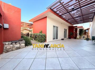 Casa de 2 habitaciones, Córdoba · Vendo Casa de Una Planta Totalmente Amueblada en Nuevo Córdoba.