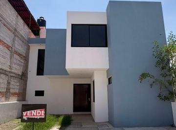 Casa de 4 habitaciones, San Juan del Río · Casa Nueva con Recamara en Planta Baja en Lomas de Banthi. 3 Recamaras en Planta Alta