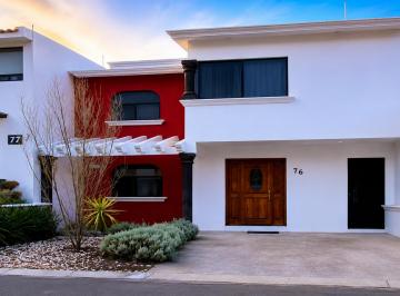 Casa de 3 habitaciones, Querétaro · Casa en Renta en Claustros del Sur