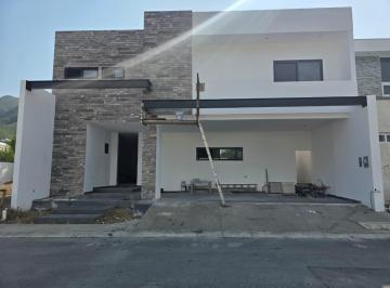 Casa de 4 habitaciones, Monterrey · Espectacular Residencia a Estrenar en Venta