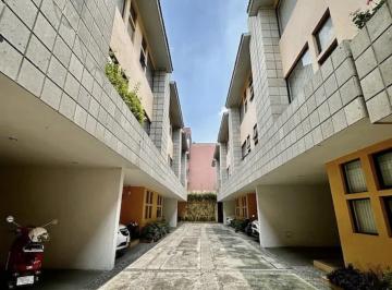 Casa en condominio · 216m² · 4 Recámaras · 2 Estacionamientos · Amores, del Valle Norte, Benito Juárez