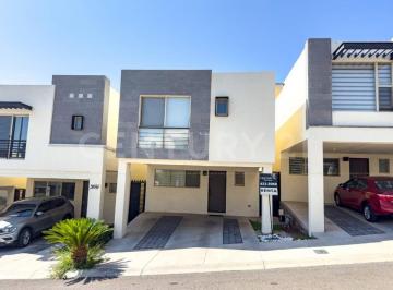 Casa · 145m² · 3 Recámaras · 2 Estacionamientos · Casa en Renta en Monticello Chihuahua, Chih.