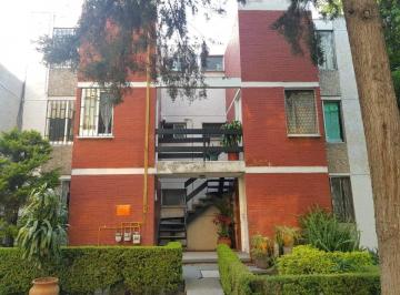 cfc9bc5bd710cff36187a618b7632ece486f4ffcb99e653a6d3bde6399f6ad18 · Casa en Renta en Cerca de Tepetlapa, Coyoacán